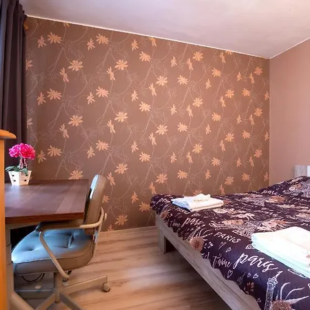 1br Sea Walk Condo, Top Center, Kitchen, Fast Wifi Apartment Warna